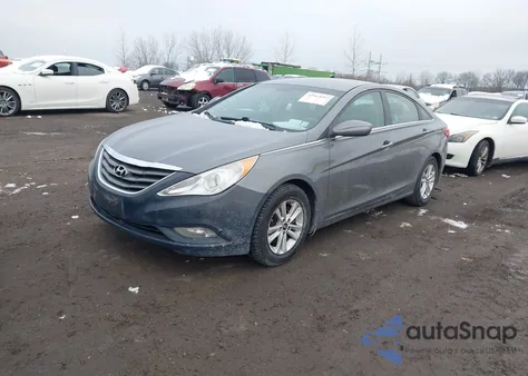 2013 Hyundai Sonata Gls from USA, damaged, VIN 5NPEB4AC7DH632387